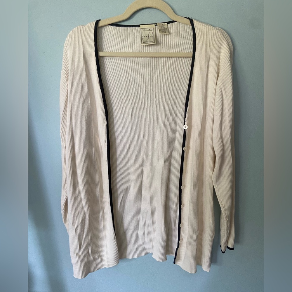 Vintage Liz Claiborne white cardigan